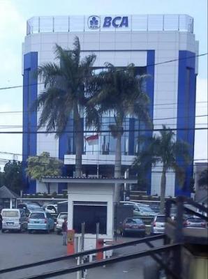 BCA KCU THAMRIN ? 087757645117