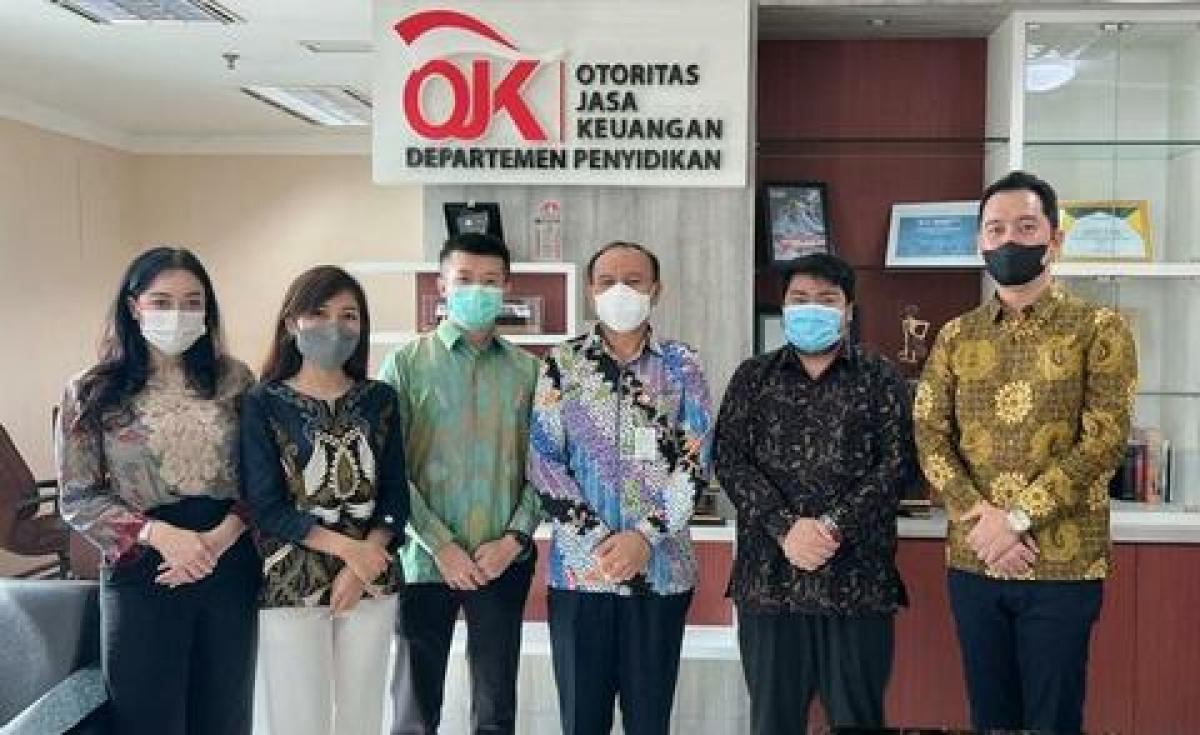 Hubungi call center untuk blokir permanen dan penerbitan kartu baru jika diperlukan. Layanan 24 jam