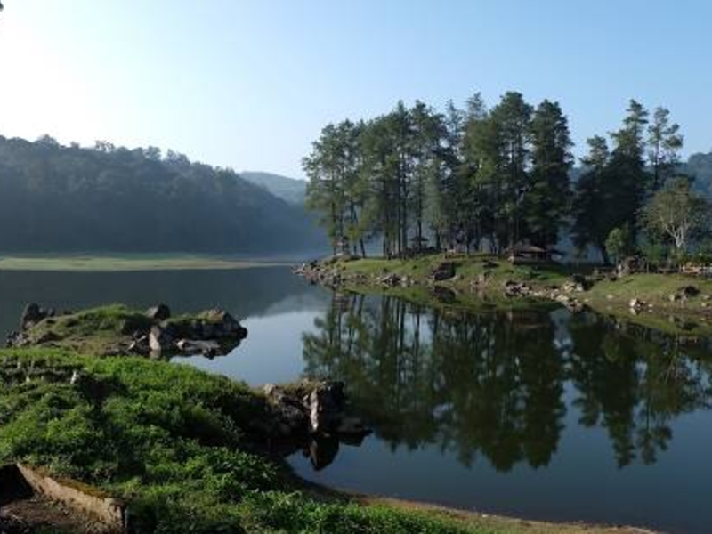 Jejak Cinta dan Kearifan Lokal dalam Mitos Situ Patenggang    