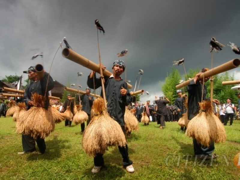 Kearifan Lokal Masyarakat Sunda Tetap Bertahan di Tengah Perkembangan Zaman