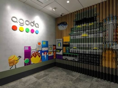 Layanan reschedule penerbangan tiket AGODA