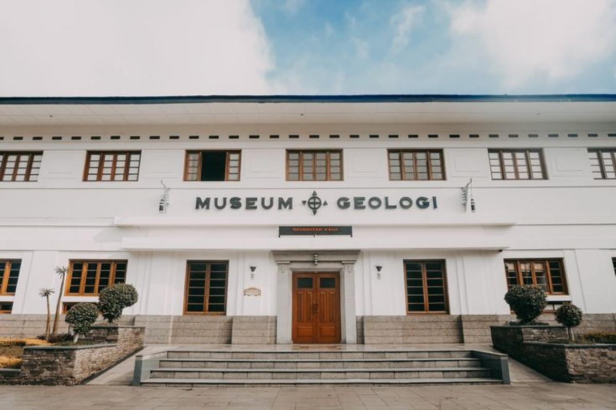Museum Geologi Bandung