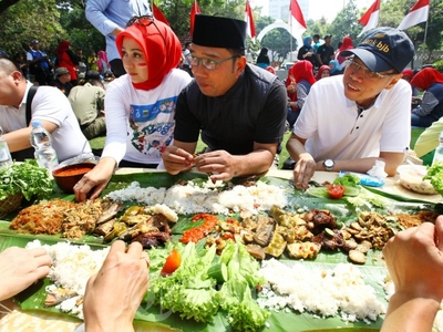 Nasi Liwet Cianjur Kearifan Lokal yang Menghidupkan Kebersamaan      