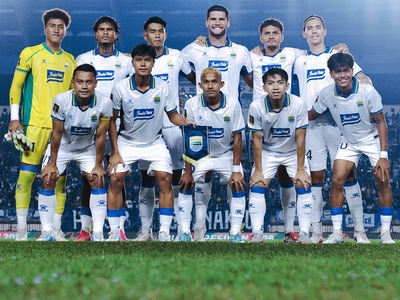 PERSIB BANDUNG SUKSES KUNCI TIKET SEMIFINAL PIALA PRESIDEN 2026!     