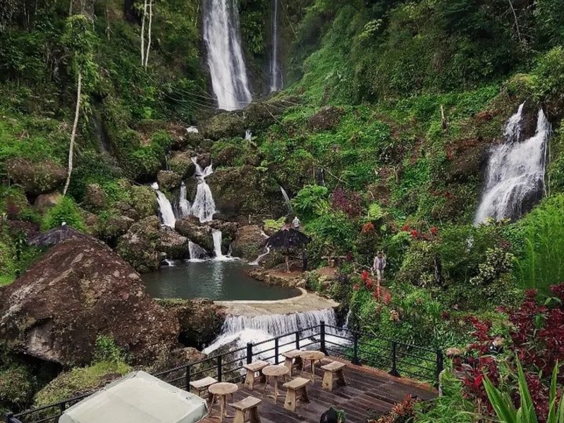 Pesona Air Terjun di Cianjur Selatan 