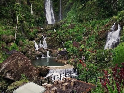 Pesona Air Terjun di Cianjur Selatan 